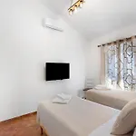 Casas Do Monte I Gioes