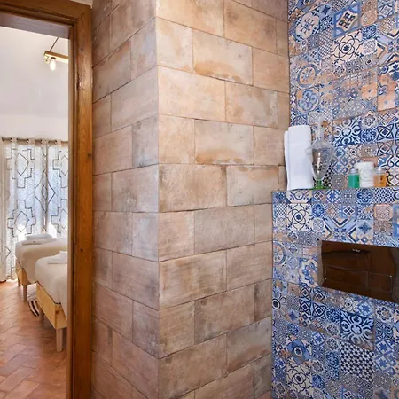 Casas Do Monte I Giões