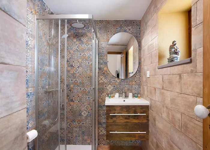 Casas Do Monte I Gioes